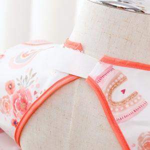 مريلة أطفال من البوليستر رائعتين ومقاومة للماء للأطفال الصغار بأسعار معقولة وعملية (3-5 سنوات) مريلة لإطعام الأطفال مريلة بشعار مخصص - Product Image 5