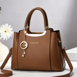 Bolso de Hombro Grande de Lujo Moderno para Mujer 2026, Venta al por Mayor Directa de Fábrica, Bolso Versátil de Invierno - Product Image 3