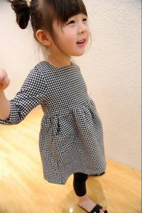 Ropa Infantil Exclusiva, Vestido de Muñeca a Cuadros para Niñas - Product Image 5