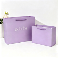 Sacs et boîtes cadeaux en papier mat écologique recyclable avec logo imprimé personnalisé, finition personnalisée pour vêtements