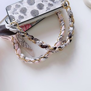 เคสโทรศัพท์ PC แบบวินเทจพร้อมผ้าพันคอไหมสายโซ่สีทองสำหรับ Samsung Galaxy <span class=keywords><strong>Z</strong></span> <span class=keywords><strong>Fold</strong></span> 6 5 <span class=keywords><strong>4</strong></span> 3 VIVO <span class=keywords><strong>Xiaomi</strong></span> <span class=keywords><strong>Fold</strong></span> 2 3ล่าสุด - Product Image 5