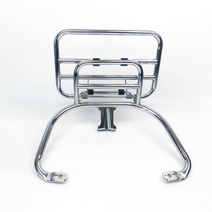 Portapacchi Posteriore con Schienale per <span class=keywords><strong>Vespa</strong></span> Primavera 125 e <span class=keywords><strong>150</strong></span> Finitura Cromata in Offerta Speciale da Fabbrica Cinese - Product Image 2