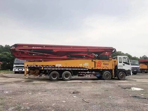Pompes à béton chinoises à économie d'énergie montées sur camion, pompe à béton de 56 m, camion-pompe à béton d'occasion - Product Image 1