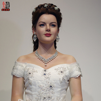 Kunstmuseum-Kollektion Handgefertigte Harz-Kunstfigur Robuste Langlebige Deutsche Prinzessin Lebensgroße Silikonfigur zum Verkauf