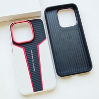 Étui de protection antichoc en cuir PU mat texturé fibre de carbone avec lentille métallique pour Oppo Find X9 Pro / Find X9