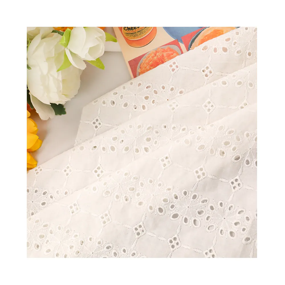 Desain bunga pola kustom berongga renda bunga katun lubang tali kain bordir Schiffli untuk gaun