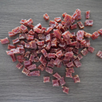 Friandises pour animaux de compagnie OEM en gros : dés de viande de canard naturelle de haute qualité, friandises apaisantes riches en protéines, cuites lentement, pour chats et chiens