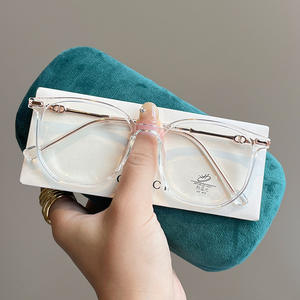 Gafas de mujer Qianai TR90 con montura rectangular M3-86030, lentes de PC con filtro de luz azul, montura completa, remaches cuadrados irregulares - Product Image 5