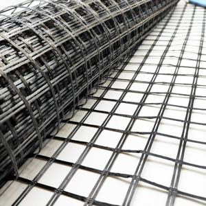 Geogrid de Poliéster PET con Certificación CE, Precio Económico Directo de Fábrica, Resistencia a la Tracción de 30KN/M, Garantía de 5 Años para Uso Civil Global - Product Image 4