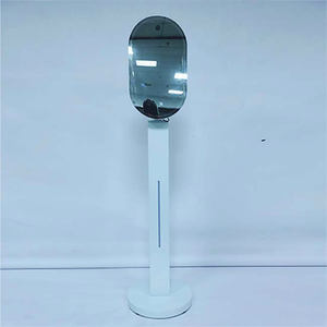 M09 Mini Miroir Photo Booth LED à Cadre Fin 3x21,5 pouces, Effet Sans Défaut, Accessoire de Mode - Product Image 1