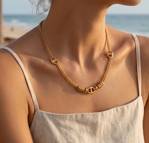 Collar de Acero Inoxidable Chapado en Oro con Hebilla de Nariz de Cerdo, Cadena de Clavícula Minimalista y Elegante para el Día a Día, No se Desvanece, Moda para Mujer - Product Image 1