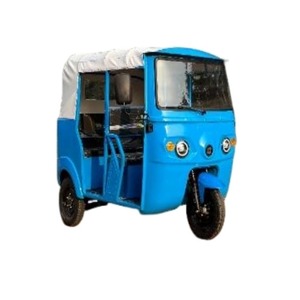 2025 nuevo modelo con 4 asientos Bajaj <span class=keywords><strong>Taxi</strong></span> diseño triciclo tres ruedas triciclo motocicleta eléctrica Tuk para pasajeros - Product Image 5