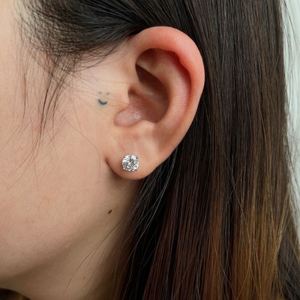 Dylam Simple Design <b>Stud</b> <b>Earrings</b> for Women S925 Sterling <b>Silver</b> Post Rhodium Plated Hypoallergenic <b>Stud</b> <b>Earrings</b> - Product Image 5