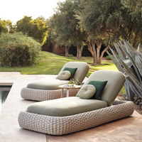 Chaise longue d'extérieur en corde tressée à la main, réglable, pour piscine, avec coussin imperméable, pour hôtel, villa, vente en gros, OEM