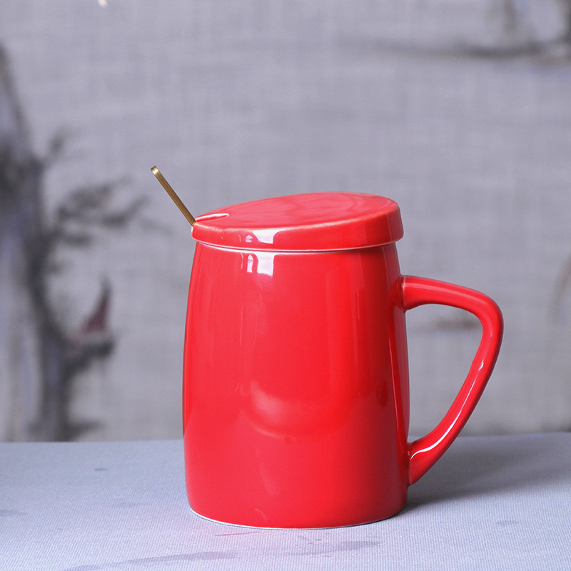 ช้อนพร้อมฝาปิดสีขาว