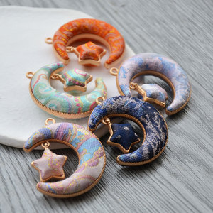 Pendentif brocart étoile et lune en alliage de zinc, cadeau unisexe, accessoire de mode - Product Image 4