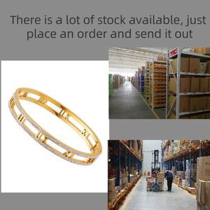 Bracciali Personalizzati in Acciaio Inossidabile Placcato Oro 18K con Doppio Diamante e Zirconi, Numeri Romani, Regalo per Varie Occasioni - Product Image 5