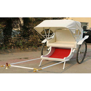 Carruaje Clásico Personalizado de Color, Carroza de Lujo con Diseño de Caballos, Decoración Moderna Ligera de Metal y Madera para Eventos, Elegante Buggy DST - Product Image 1