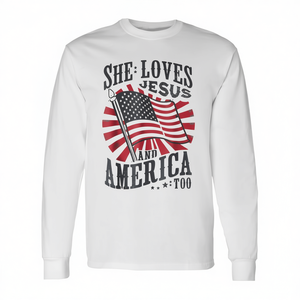 Ella ama a Jesús y también a Estados Unidos, camiseta de manga larga con bandera de Estados Unidos, 4 de julio - Product Image 2