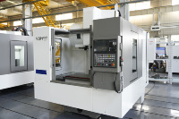 Centre d'usinage vertical CNC Fanuc VDM866H haute précision pour le fraisage, le perçage, le taraudage et la fabrication de moules en métal