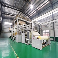 Ligne de production de machines non tissées PP pour couches et serviettes hygiéniques pour femmes