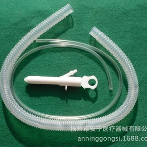 แม่พิมพ์ขึ้นรูปท่อออกซิเจนทางจมูก PVC แบบเรียบ ปลอดภัย  แบบสองแถว สำหรับใช้ทางการแพทย์  ออกแบบและผลิตโดยใช้แม่พิมพ์ - Product Image 3