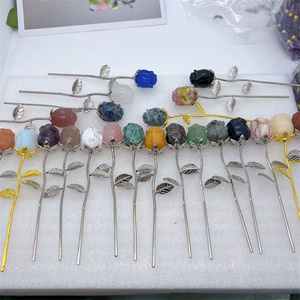 Trang sức thời trang chạm khắc đá tự nhiên nhiều màu sắc, hoa hồng thạch anh hồng, hoa hồng pha lê bán buôn - Product Image 1