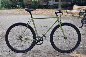 จักรยานฟิกซ์เกียร์แบบสั่งทำพิเศษ โครงเหล็กน้ำหนักเบา สำหรับการขับขี่ในเมือง - Product Image 2