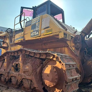 รถดันดินตีนตะขาบ Komatsu D475A มือสอง ระบบขับเคลื่อนไฮโดรสแตติก สีเดิมจากโรงงาน อุปกรณ์ก่อสร้าง พร้อมมอเตอร์ปั๊ม - Product Image 1