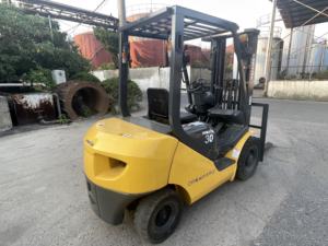 Montacargas KOMATSU/TCM/HELI de 3 toneladas de segunda mano, duradero, en excelentes condiciones, 100% listo para usar, montacargas usado de alta calidad en venta, EN STOCK - Product Image 4