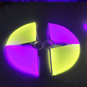 Ventilador LED Luminoso con Luz de Luna, Control de Programación de 433 MHz, Accesorios de Mano para Eventos de Actuación y Baile de Salón - Product Image 3