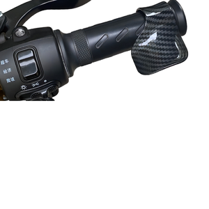 Poignée d'accélérateur à assistance au pouce en fibre de carbone pour moto et véhicule électrique, avec fonction de régulateur de vitesse et d'accélérateur assisté, et pommeau de levier de vitesse pour voiture - Product Image 1