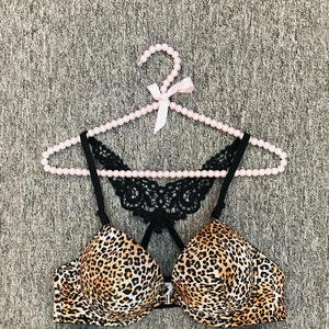 Ensemble de lingerie sexy en dentelle avec boucle à l'arrière de l'avant et imprimé léopard, soutien-gorge à armatures et bonnets épais pour <span class=keywords><strong>femmes</strong></span> - Product Image 6