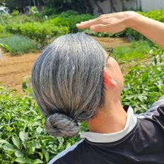 Gli accessori per lo Styling dei capelli della nonna aspettano aspettare che i pantaloni del villaggio di vaip si sciolgono - Product Image 1
