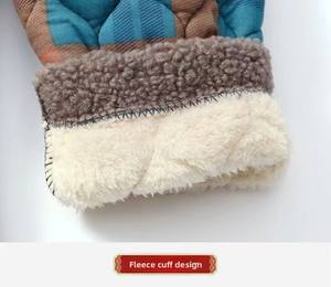 <span class=keywords><strong>เสื้อ</strong></span>โค้ท<span class=keywords><strong>กัน</strong></span><span class=keywords><strong>หนาว</strong></span><span class=keywords><strong>ผู้หญิง</strong></span>แบบยาว ผ้าหนา อุ่นสบาย ลายสก็อต สำหรับ<span class=keywords><strong>วัย</strong></span><span class=keywords><strong>กลาง</strong></span><span class=keywords><strong>คน</strong></span>และผู้สูงอายุ <span class=keywords><strong>เสื้อ</strong></span>คลุมด้านนอกที่อบอุ่นสบายสำหรับ<span class=keywords><strong>ผู้หญิง</strong></span><span class=keywords><strong>วัย</strong></span>มากขึ้น - Product Image 3