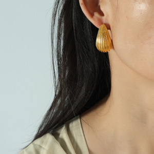 Teardrop Shape <b>Titanium</b> Steel <b>Stud</b> Earrings Wavy Pattern Women's Fashion Jewelry - Product Image 2