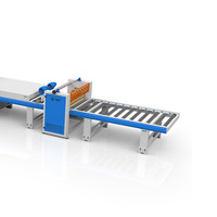 Machine de laminage de panneaux de plafond en PVC à haut rendement avec film thermofusible PUR de qualité supérieure pour un fonctionnement fluide