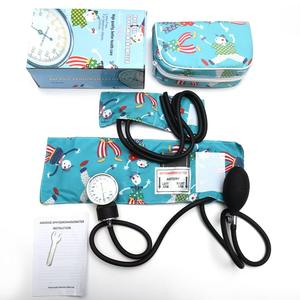 Trousse de transport manuelle pour enfants, facile à utiliser, mesure la tension artérielle, la fréquence cardiaque et la respiration (bébé) - Product Image 1