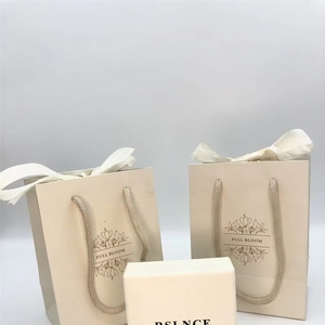 Sacs en papier personnalisés Boutique de cadeaux avec logo Shopping Customshopping - Product Image 5