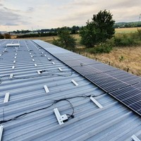 Système de montage solaire en aluminium anodisé IBR trapézoïdal économique, support PV sans rail, installation rapide Rackmodo