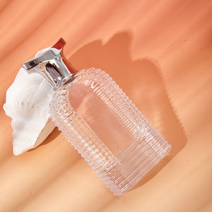 Tapas de Perfume Personalizadas, Forma Triangular, Aleación de Zinc Zamac Plateada, Tapas para Frascos de Perfume, Perfume Árabe - Product Image 4