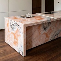 Table de cuisine multifonctionnelle intégrée avec évier, en marbre naturel rose agate coloré, style moderne et luxueux pour hôtel