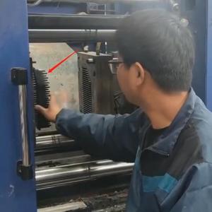 PLKS-1500 0-185 r/dak tam otomatik PP hava filtresi plastik enjeksiyon kalıplama makinesi - Product Image 4