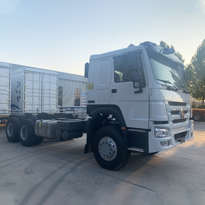 Nuevo Camión Tractor Sinotruk Howo 6x4 Personalizable de Bajo Precio, 400Hp Euro2, con Motor Diésel Weichai, Volante a la Izquierda, para Trabajo Pesado - Product Image 1