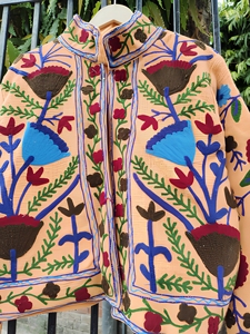 Atractivo Abrigo Largo Suzani Bordado a Mano para Mujer, Estilo Bohemio, Gitano, Amarillo, para Primavera - Product Image 2