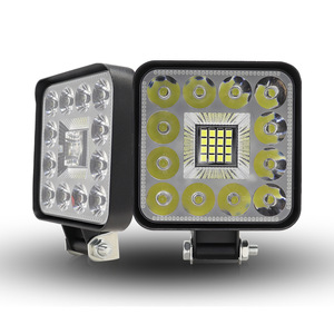 Mini Lámpara de Trabajo LED Cuadrada, 28 LED, 12-24V DC, Iluminación Todoterreno - Product Image 2