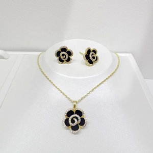 Juego de Joyería de Plata de Ley 925 con Zirconia y Oro de 14k, Estilo Vintage Coreano, Esmaltado, Simple, con Diseño de Flor para Mujer - Product Image 4