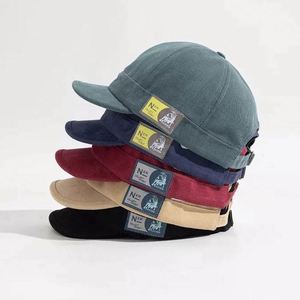 Wholesale New Short Brim Baseball Cap Solid Color Duck Tongue Korean <b>Sunscreen</b> Sports Caps Baseball Cap for Men - Product Image 1