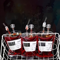 Sac de service créatif pour cocktails d'Halloween, qualité alimentaire, directement de l'usine, en forme de sac de sang pour jus, idéal pour les bars