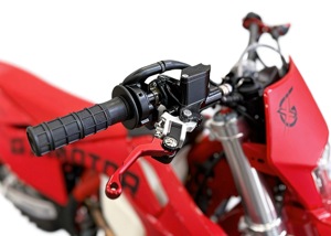 <span class=keywords><strong>มอ</strong></span>เตอร์ไซค์ GXMOTOR 300 ซีซี ระบายความร้อนด้วยอากาศ สตาร์ทไฟฟ้า รถแข่งเอนดูโร ใช้เชื้อเพลิงเบนซิน ระบบจุดระเบิดแบบ CDI รถวิบาก ความเร็ว 80 กม./ชม.+ - Product Image 6